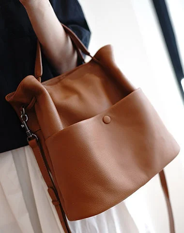 Mini bucket bag with a chain strap for a trendy and compact optionCute Tan Leather Bucket Tote Shoulder Bag Women Barrel Tote Handbag for Women