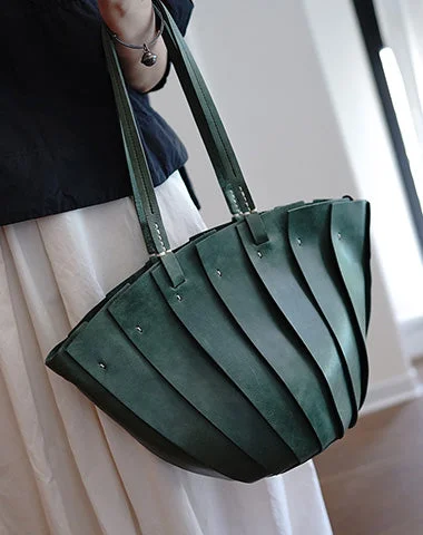 Bucket bag with a hidden anti - theft pocket for securityVintage Green Leather Splicing Bucket Handbag Tote Women Handmade Shoulder Tote Bag for Women