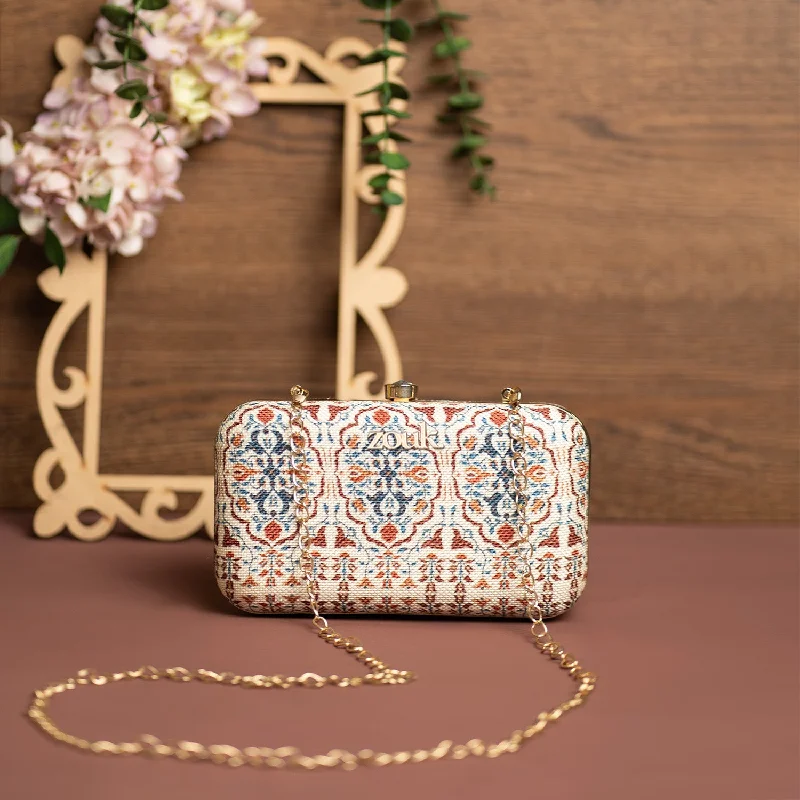 Vintage - style beaded evening bag with an art - deco patternAgra Floral Clutch