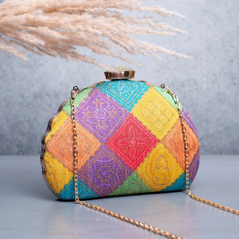 Geometric - shaped evening bag for a contemporary aestheticArtklim Multicolored Pattern Printed Clutch