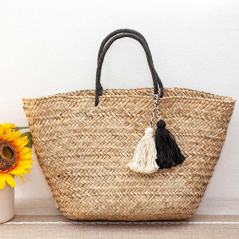 Canvas handle bag with a large floral print for a spring - summer lookElena Handbags Handmade Large Rattan Basket Summer Beach Tote Bag