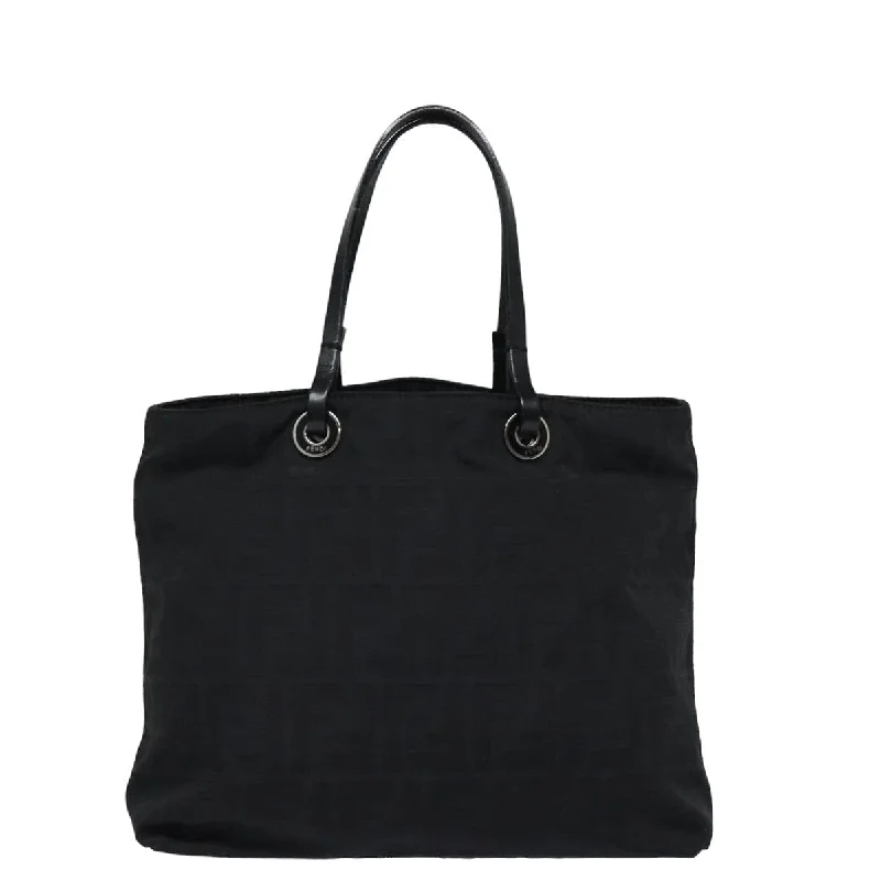 Convertible handle bag that can be worn as a shoulder bag with an adjustable strapBlack Zucca top handle bag