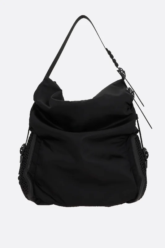 Vintage - style crossbody bag with a brass frame and leather strapsObo twill shoulder bag Vintage - style crossbody bag with a brass frame and leather strapsObo twill shoulder bag