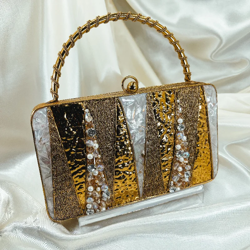 Sequined clutch in a metallic color for a party lookLINA Clutch (Gold)