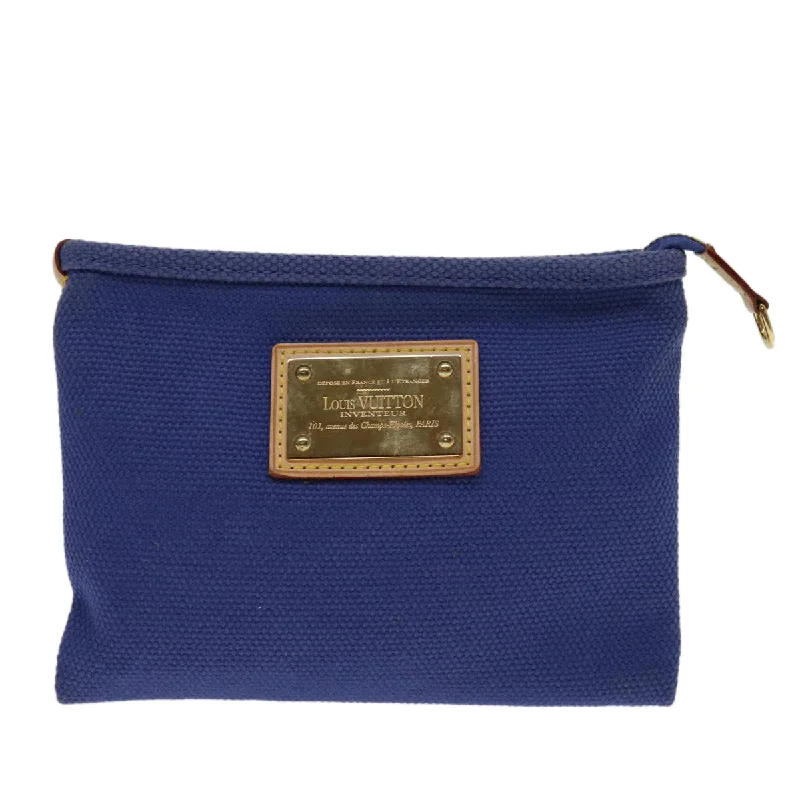 Miniature evening bag with a fold - over clasp for a compact optionLouis Vuitton Pochette  Canvas Clutch Bag (Pre-Owned)