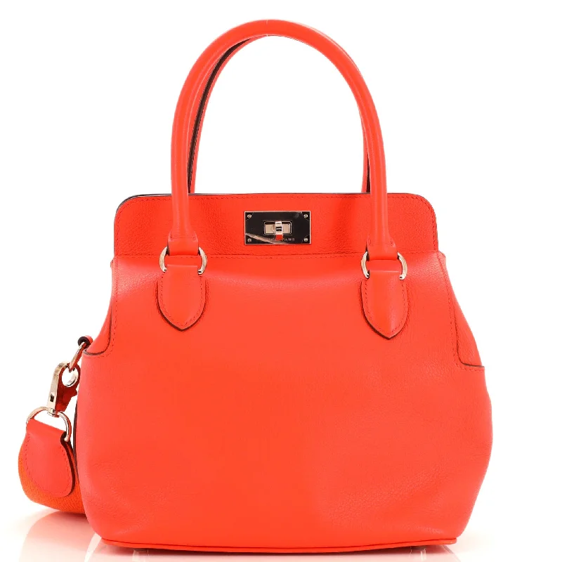 Convertible satchel that can be worn as a crossbody or shoulder bagToolbox Bag Verso Evercolor 20